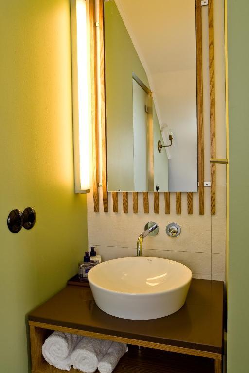 Hotel Egilsen Стиккісгоульмюр Номер фото
